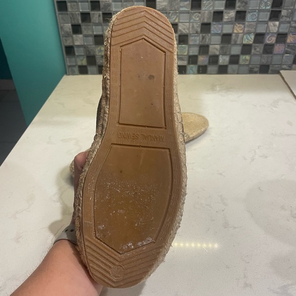 Hand Made Slip on Tan & Cream Mule Espadrille Loafers Size 7 Like New! - Picture 4 of 9